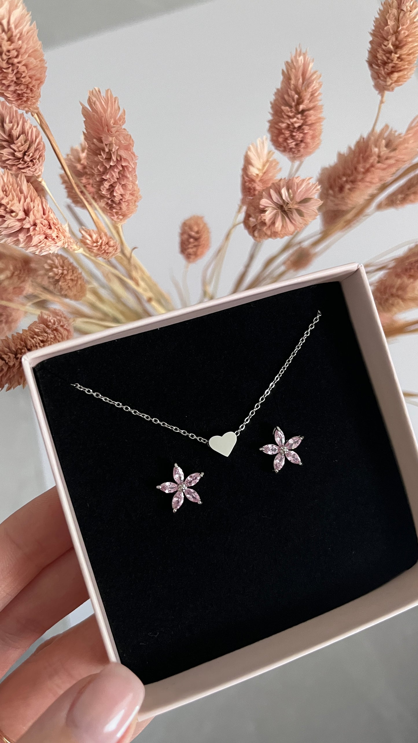 Halskette mit Herzchen